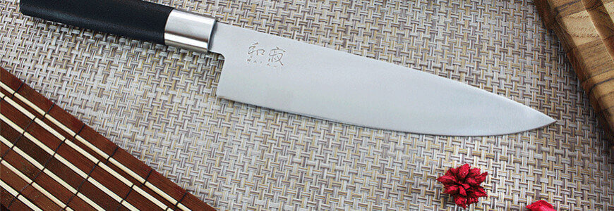 Présentation du couteau de chef KAI Wasabi Black 20 cm