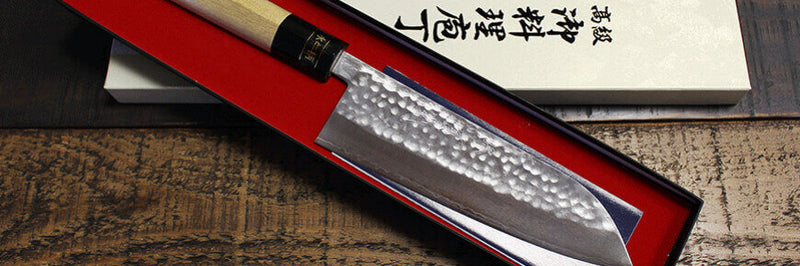 Présentation des couteaux japonais JIKKO Japan VG1 martelé