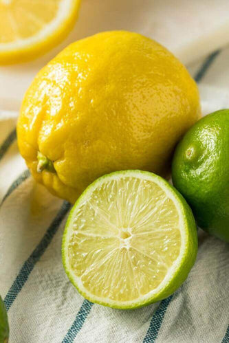 Comment zester un citron sans zesteur et sans râpe ?