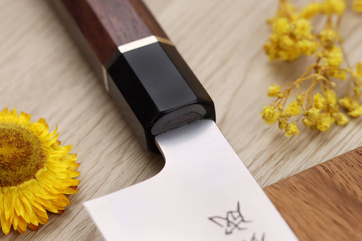 Couteau de chef 21cm japonais artisanal Sukenari SG2 San Maï manche en bois de rose
