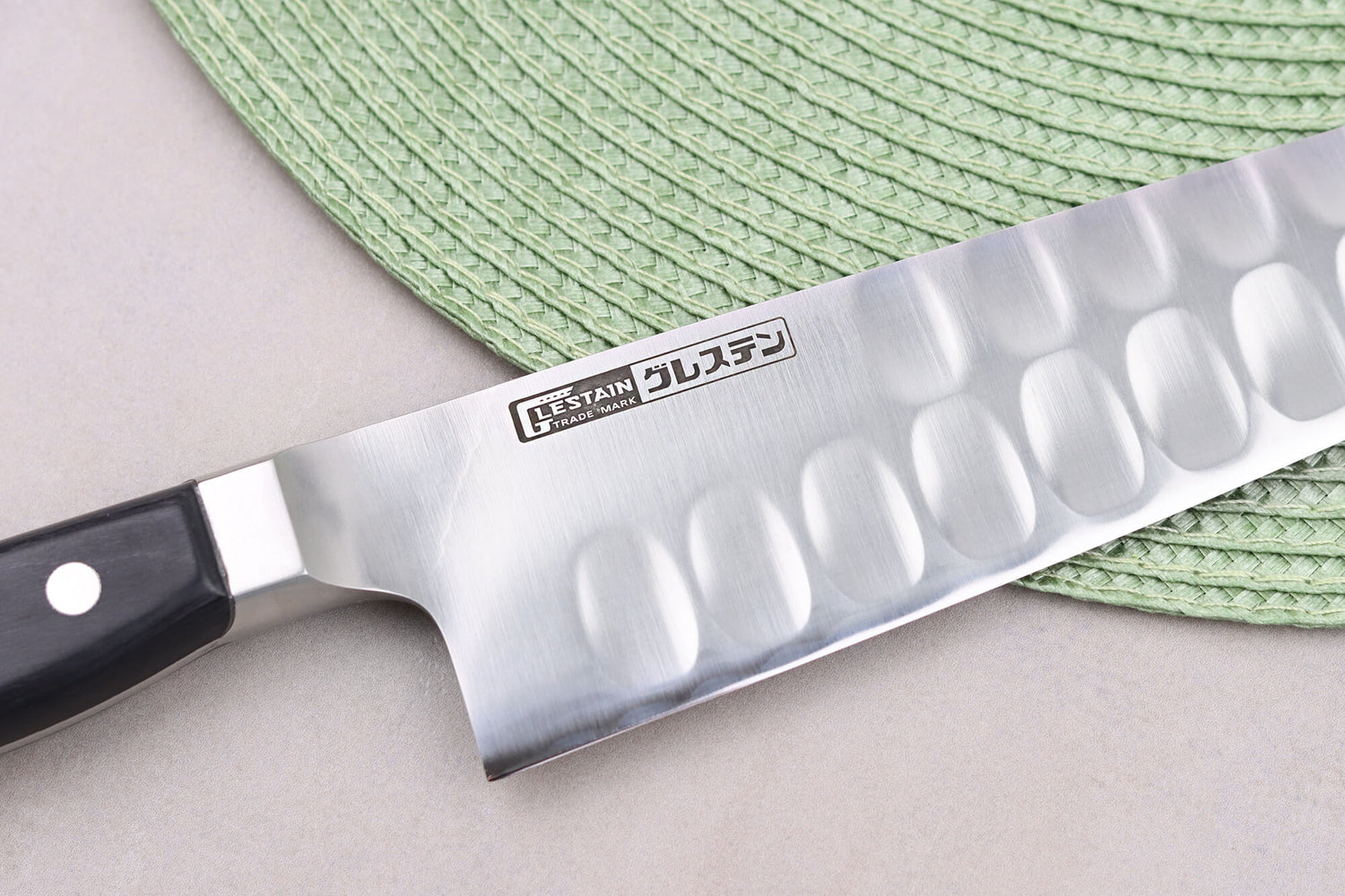 Couteau de chef alvéolé japonais Glestain K series 24cm