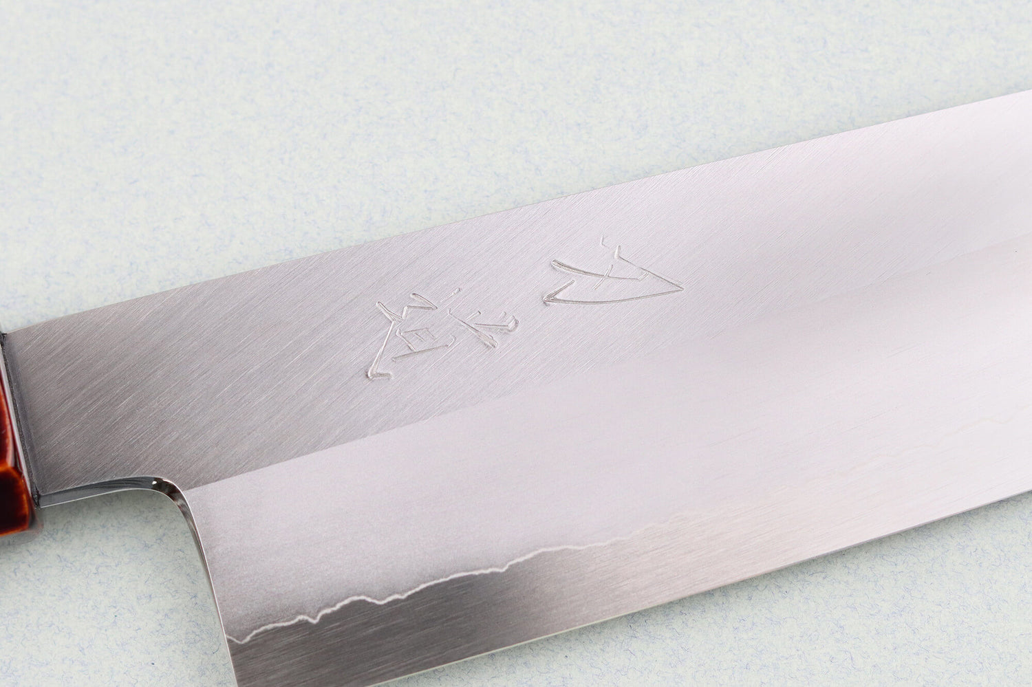 Couteau santoku kiritsuke 18cm japonais artisanal Hado Ginsan Kijiro