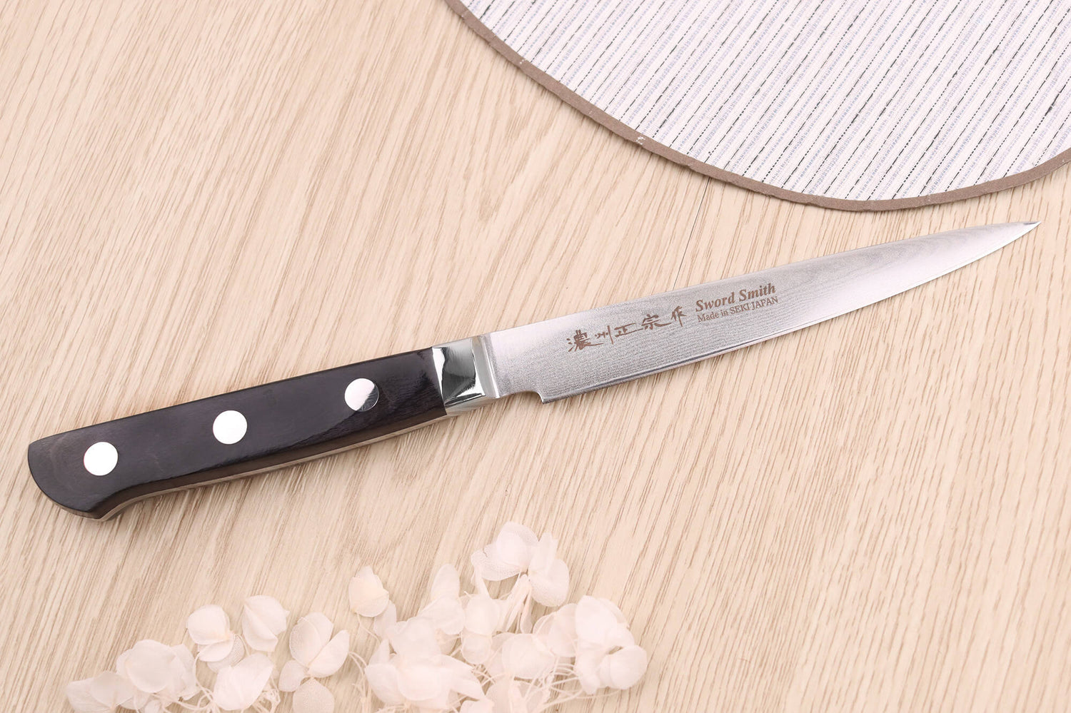 Couteau d'office 12cm japonais Satake Cutlery damas 69 couches