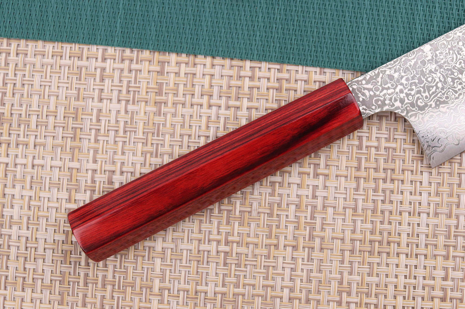 Couteau santoku japonais artisanal Kei Kobayashi SG2 Damas Heptagone 17cm