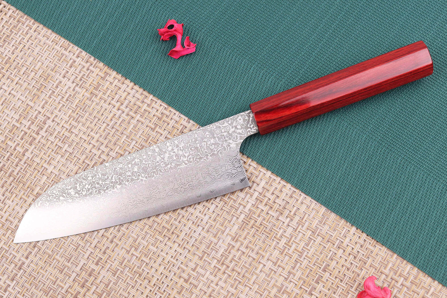 Couteau santoku japonais artisanal Kei Kobayashi SG2 Damas Heptagone 17cm