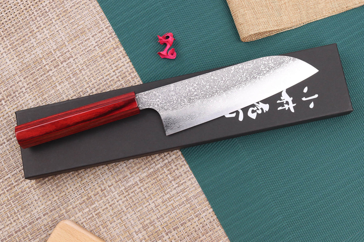 Couteau santoku japonais artisanal Kei Kobayashi SG2 Damas Heptagone 17cm