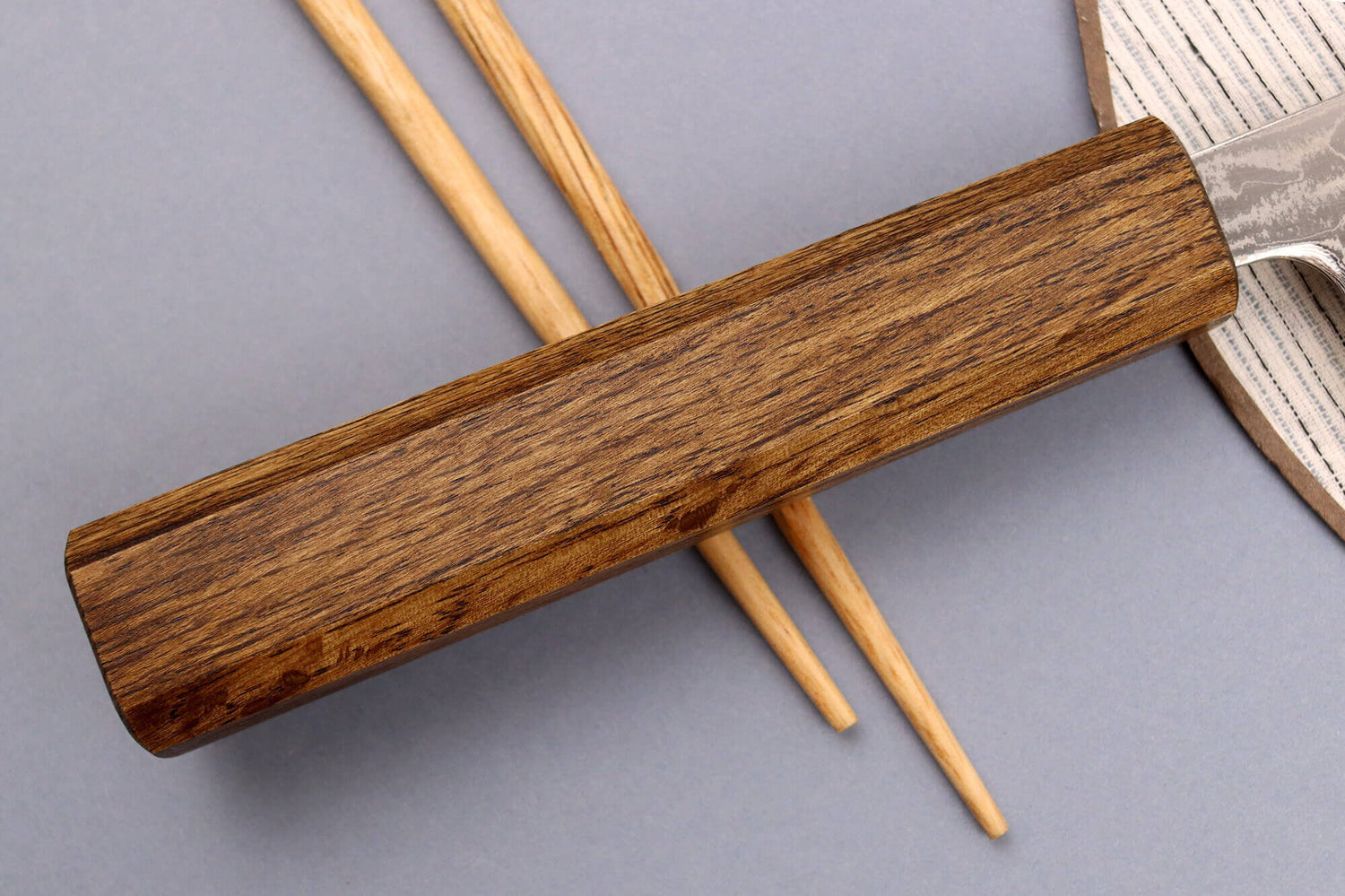 Couteau bunka japonais artisanal Wusaki Unagi AUS10 damas 17,5cm manche chêne