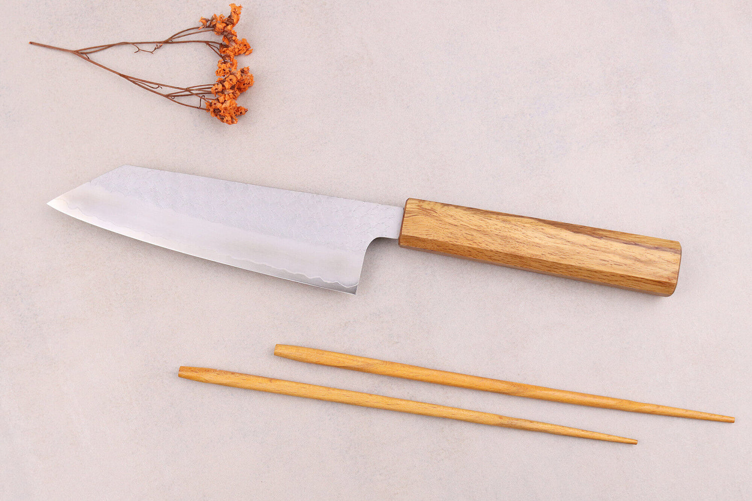 Couteau bunka 16,5cm japonais artisanal Sakai Kikumori TS10 en chêne