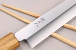Couteau yanagiba 21cm artisanal japonais Tsunehisa AUS-8 manche en chêne