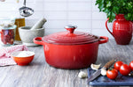 Cocotte ronde en fonte émaillée Le Creuset Signature 28cm Cerise