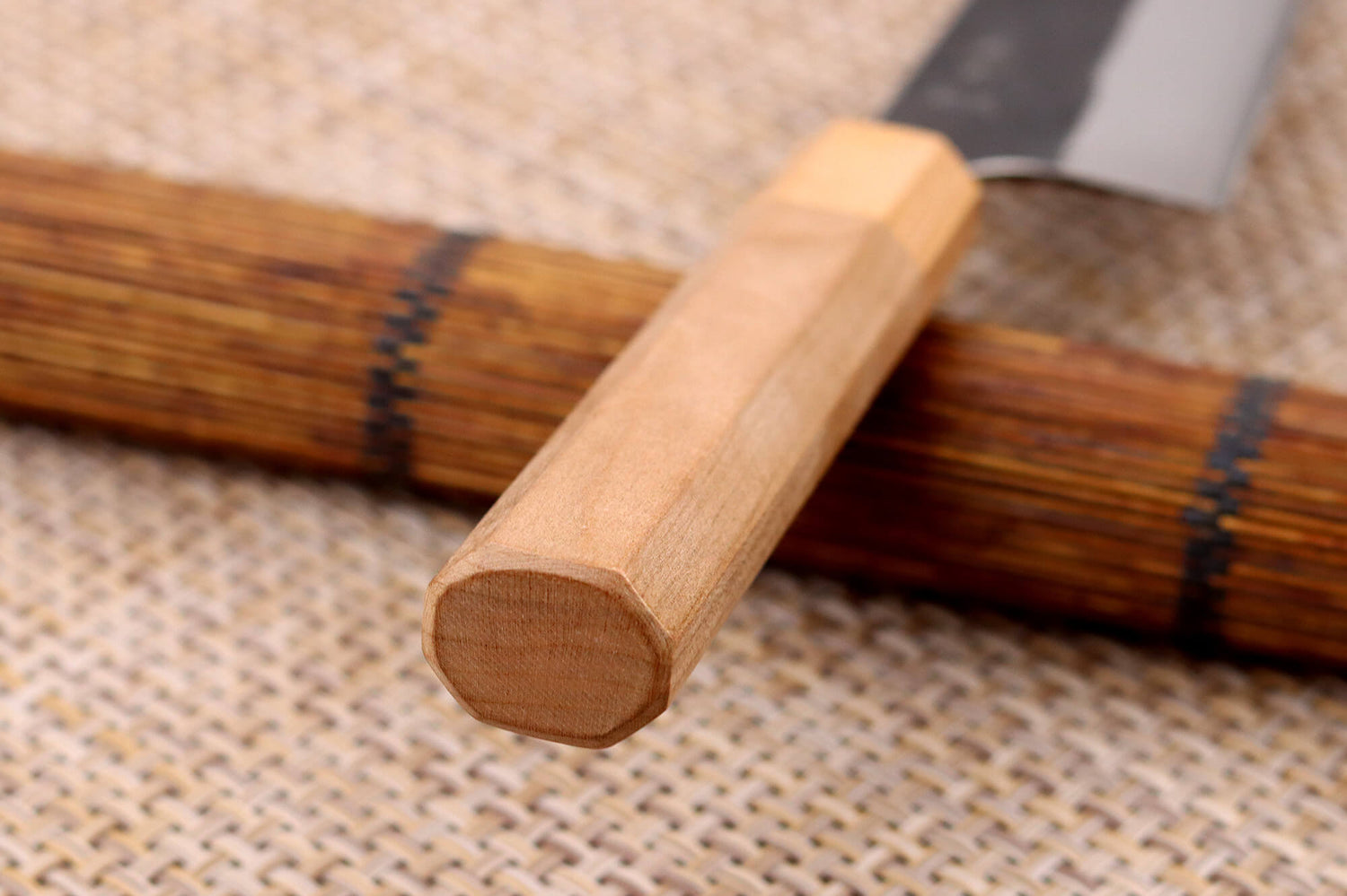 Couteau santoku japonais artisanal Yoshimi Kato AS Brut 16,5cm