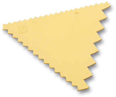 Peigne de décor triangle 9.3 x 8.3cm