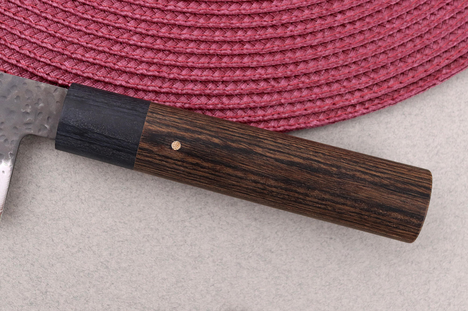 Couteau de chef 24cm japonais Shizu Hamono Gen VG10 damas