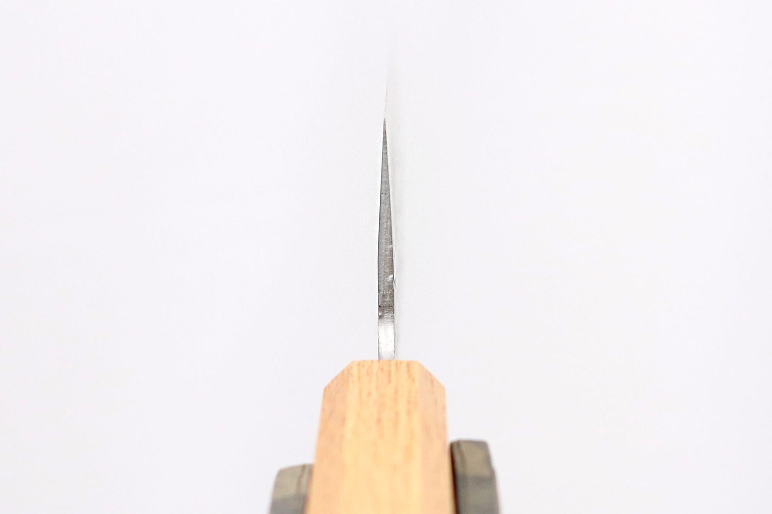 Couteau bunka 14cm japonais artisanal Sakai Kikumori TS10 en chêne