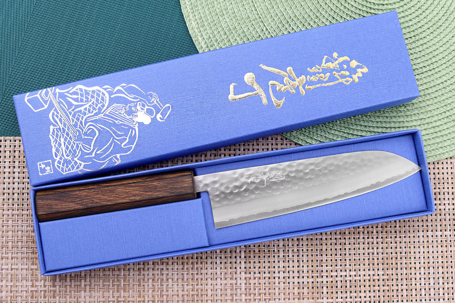Couteau de chef 18cm japonais artisanal Masutani martelé manche en chêne