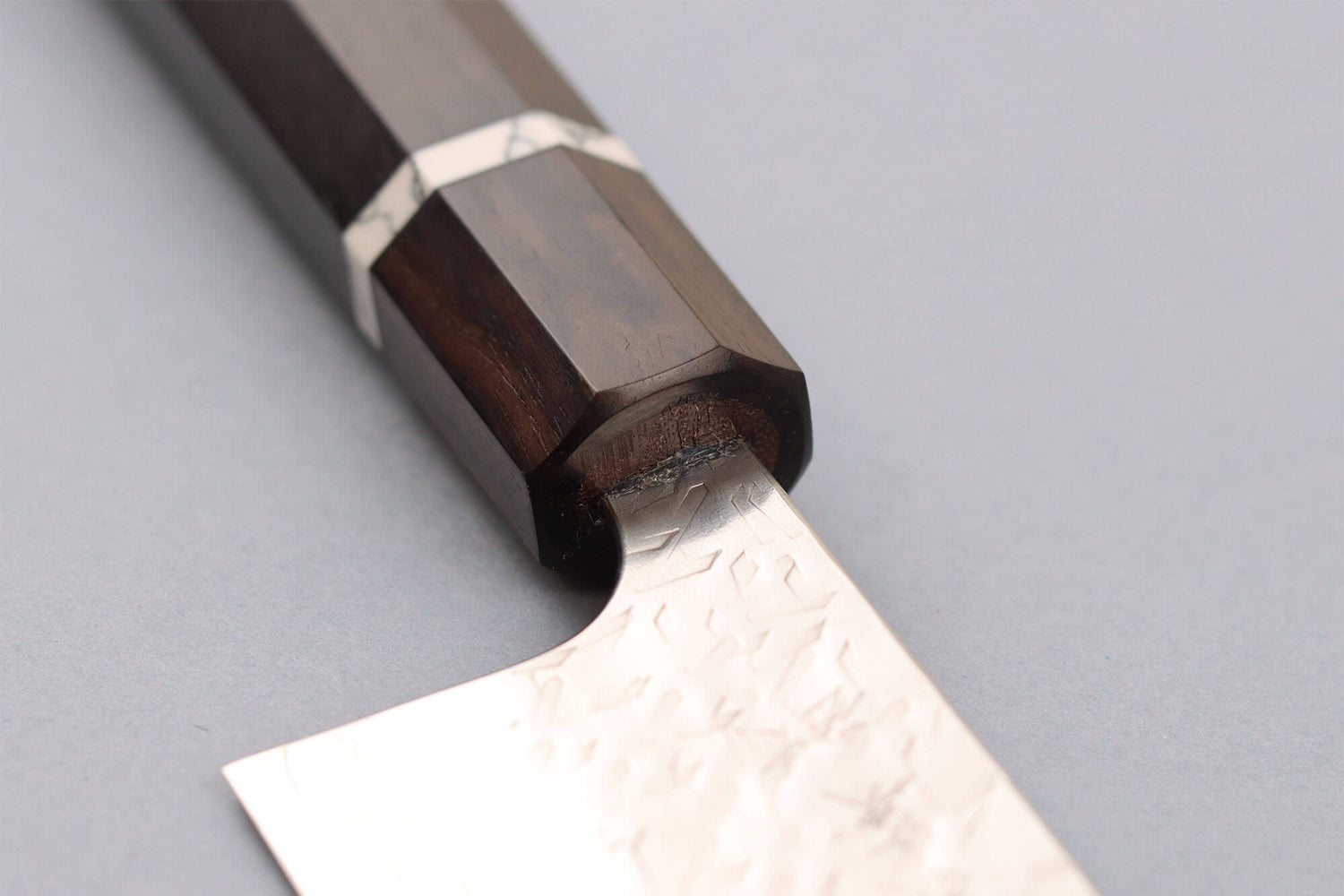 Couteau santoku 16,5cm japonais artisanal Yoshimi Kato Hyo SG2