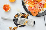 Râpe gros grains Microplane Professional Series en acier inoxydable