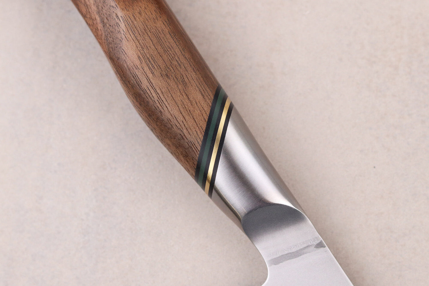 Couteau nakiri 18cm Ryda Knives A-30 San Maï et manche en noyer