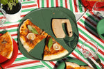 Plat à pizza Cookut Le Formidable fougère avec coupe-pizza et livret de recettes