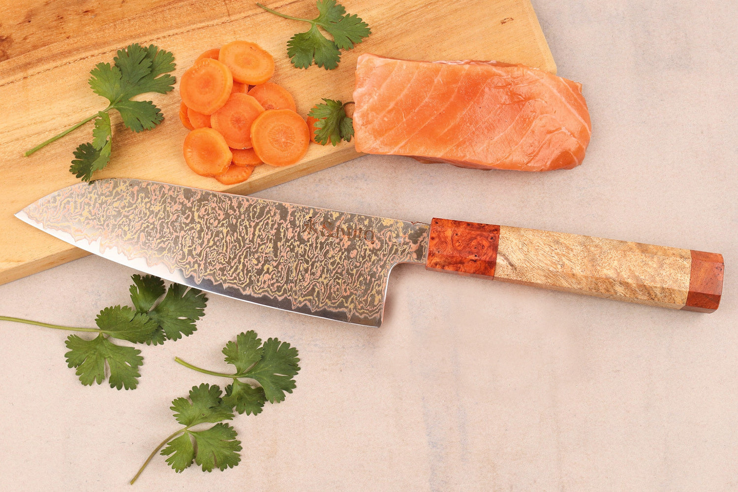 Couteau santoku 18cm Sayuto Érable Damas 12Cr