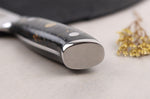 Couteau de chef Wusaki Sakin Damas 10Cr 20cm manche en fibre de carbone et feuille d'or