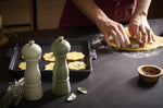 Coffret duo moulin à sel et poivre Peugeot Amboise en bois de hêtre vert fougère + sauge 18cm