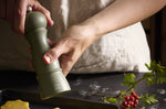 Coffret duo moulin à sel et poivre Peugeot Amboise en bois de hêtre vert fougère + sauge 18cm