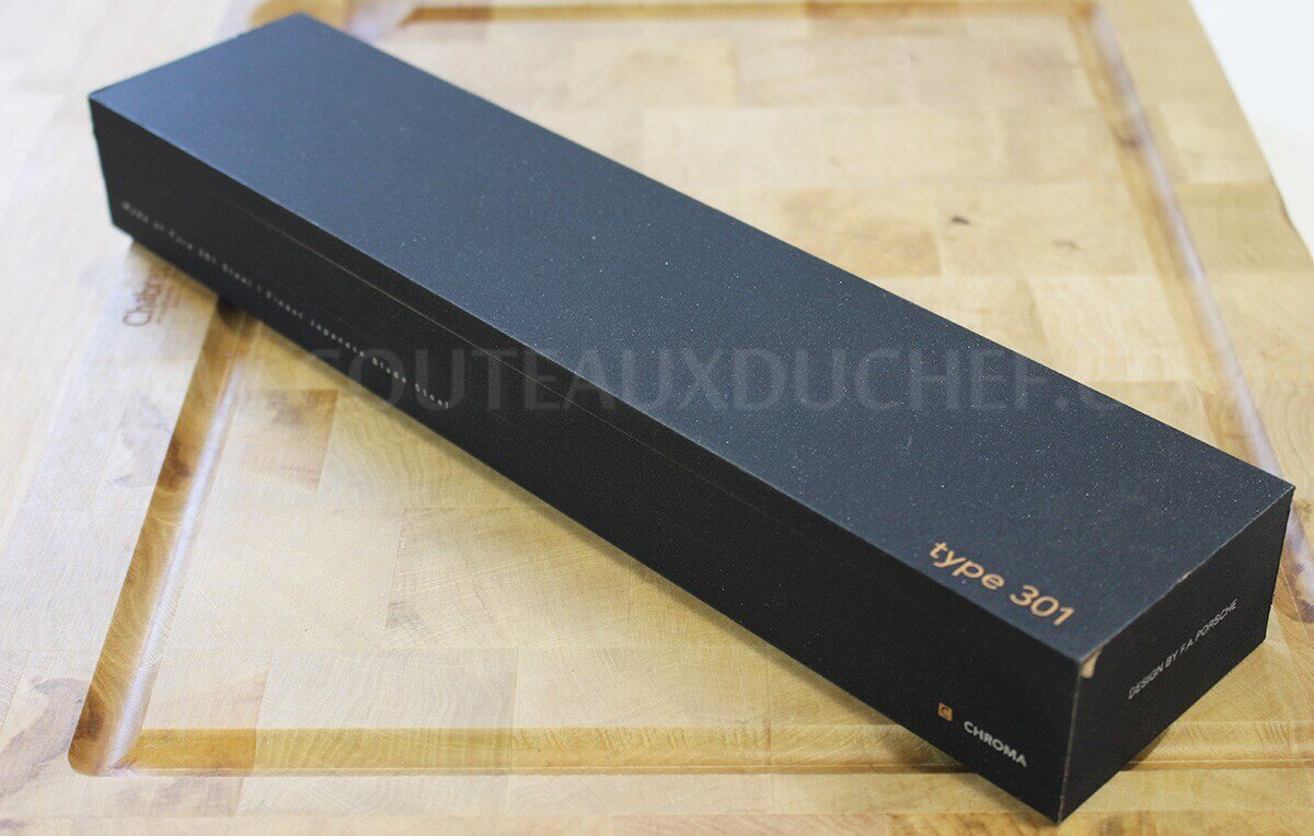 Couteau d'office Chroma Type 301 Design by F.A. Porsche martelé 12cm