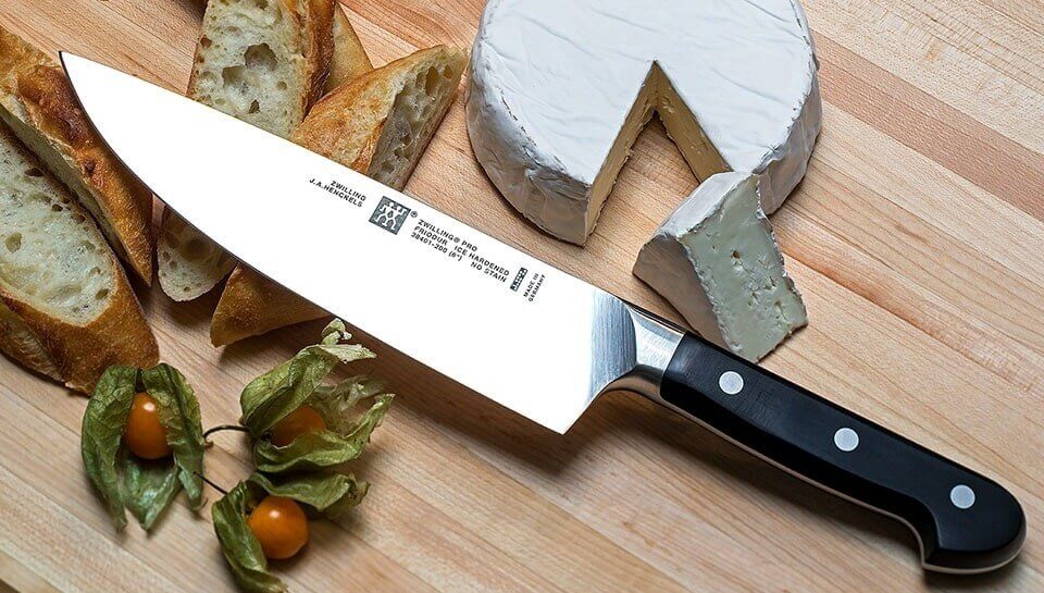 Couteau de chef Zwilling Pro lame large forgée 20cm