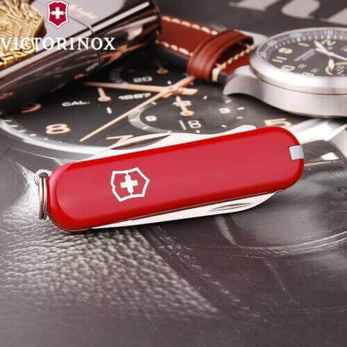 Couteau suisse Victorinox Rally rouge 58mm 9 fonctions