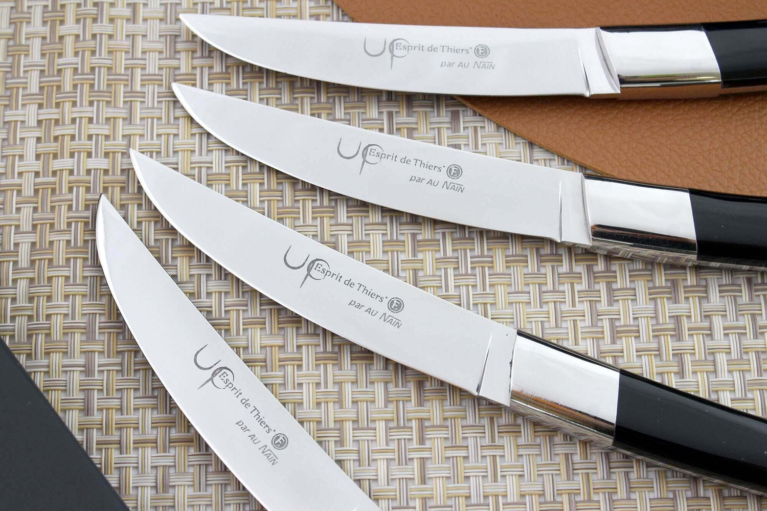 Coffret de table AU NAIN UP 4 couteaux à steak 11cm - Noir