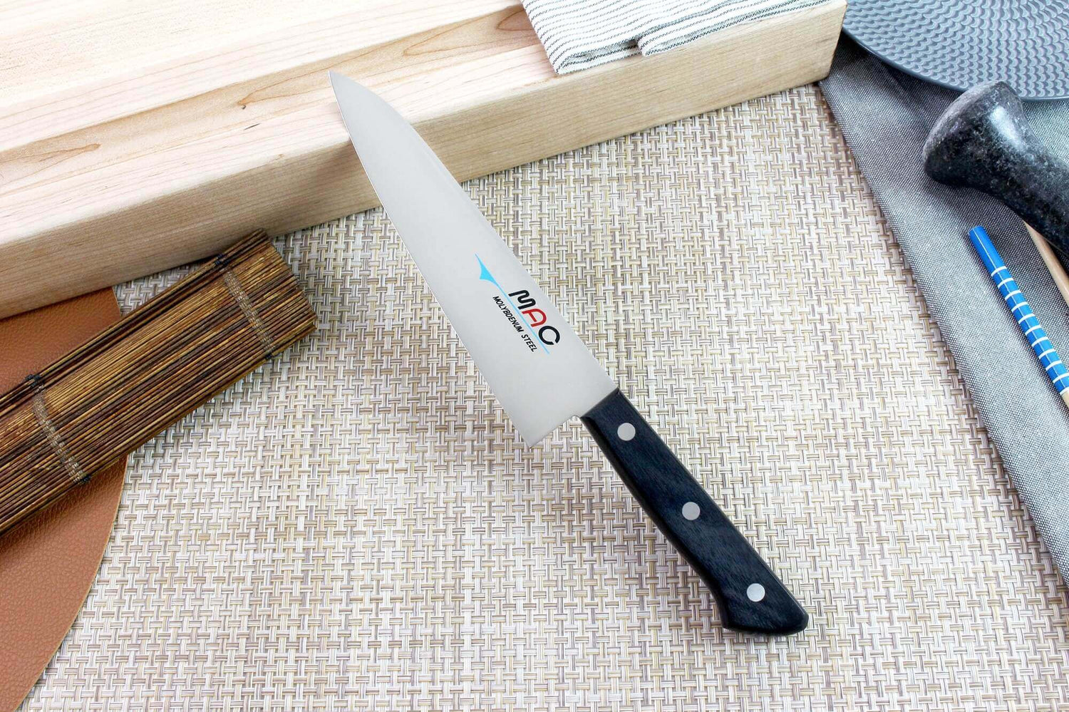 Couteau de chef japonais MAC Chef 18cm