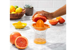 Presse agrumes OXO citron et orange avec récipient doseur