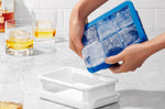 Bac à glaçons XL OXO en silicone avec couvercle - 18,4x13x3,6cm