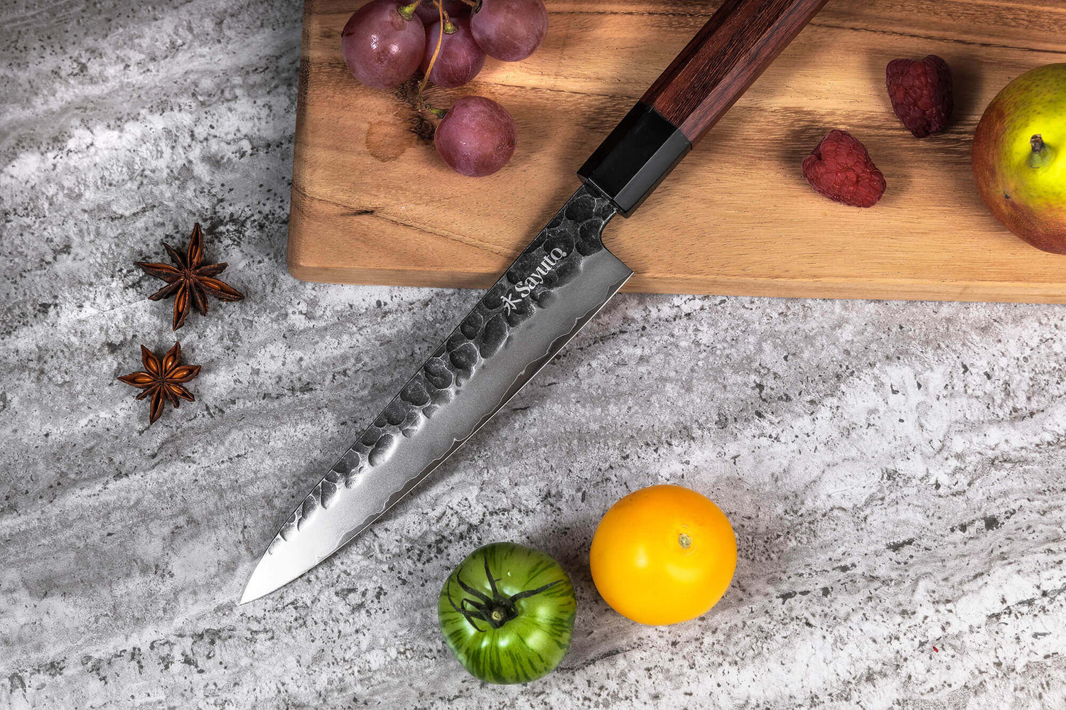 Couteau universel Sayuto Séquoia San Mai martelé 13,5cm
