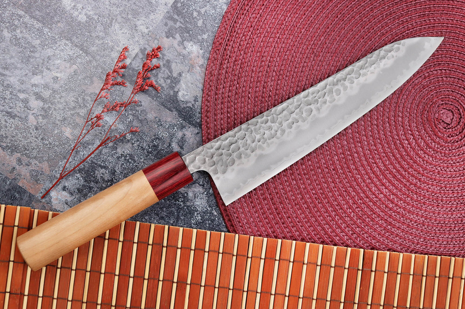 Couteau de chef japonais artisanal Tsunehisa Aogami Super martelé 21cm