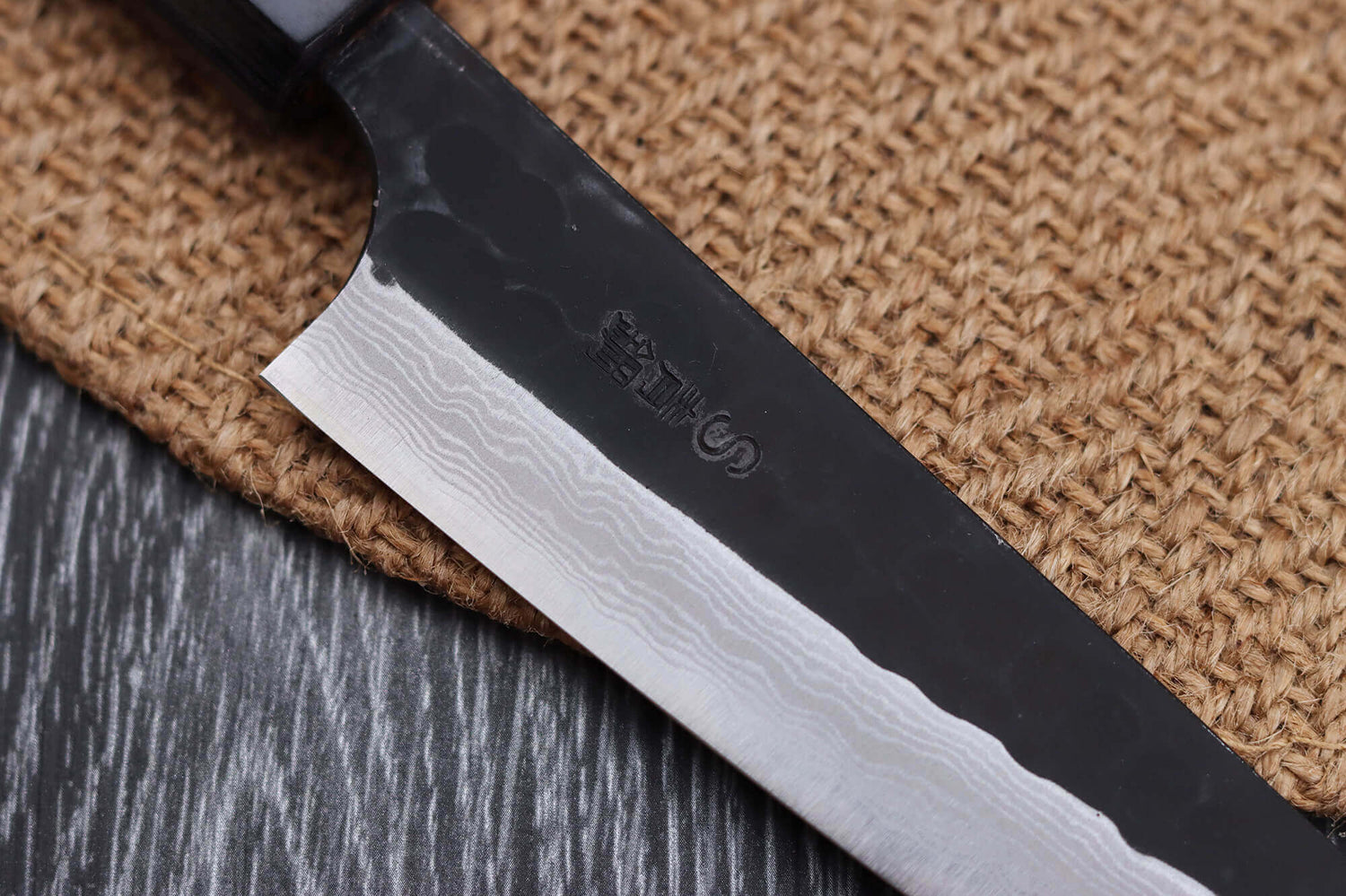Couteau universel japonais artisanal Nao Yamamoto Damas AS brut de forge 13,5cm