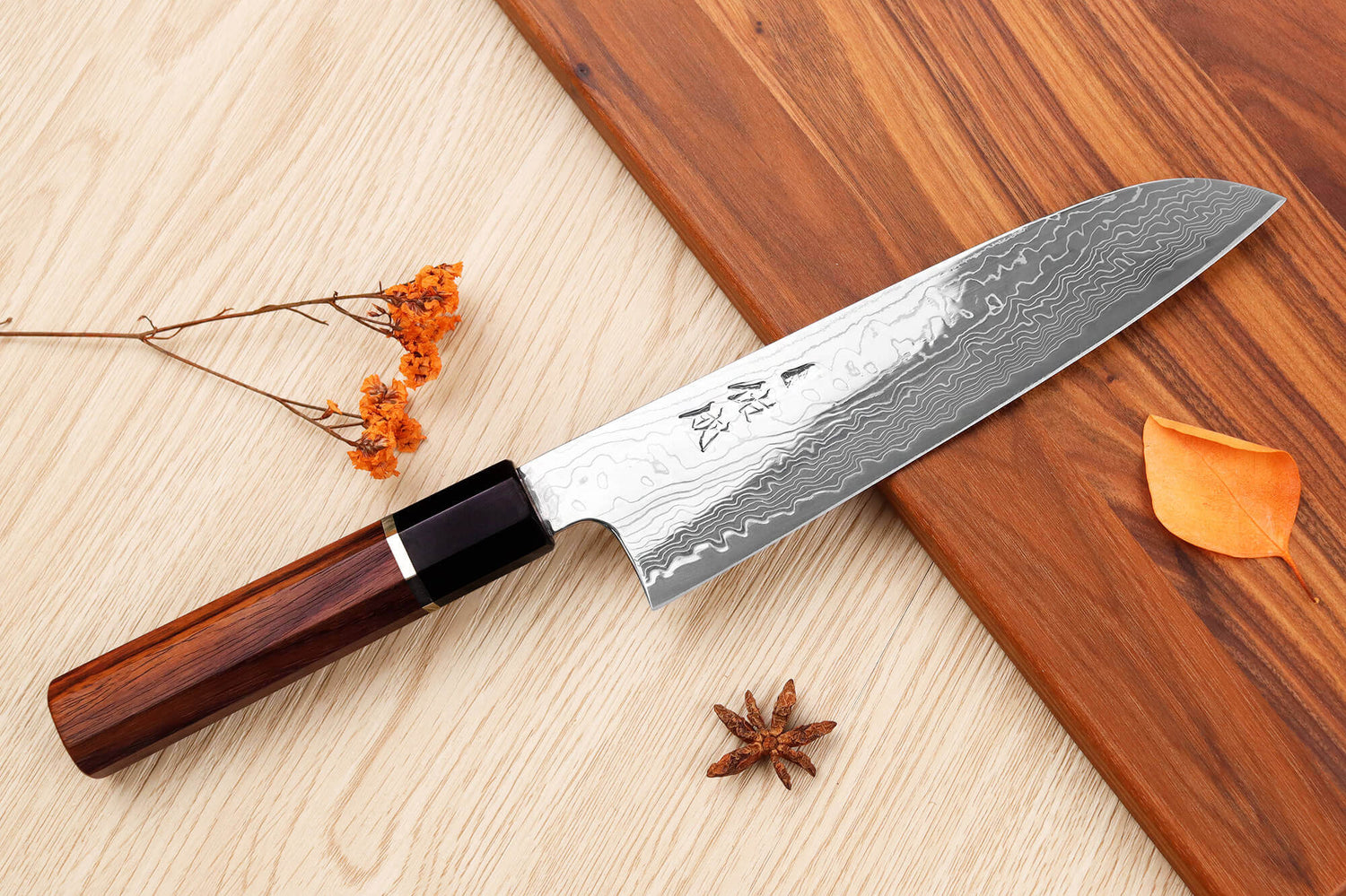 Couteau santoku 19,5cm japonais artisanal Sukenari SG2 damas