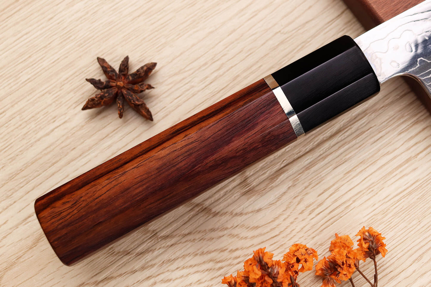 Couteau santoku 19,5cm japonais artisanal Sukenari SG2 damas