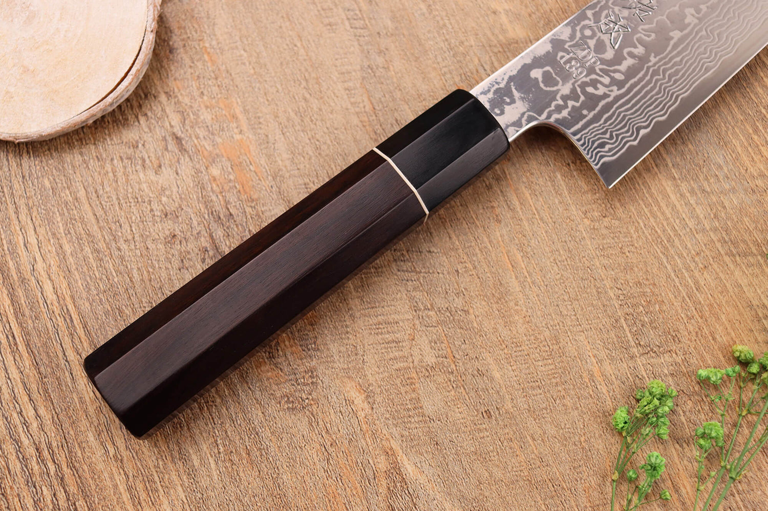 Couteau kiritsuke 21cm japonais artisanal Sukenari ZDP-189 damas manche en ébène