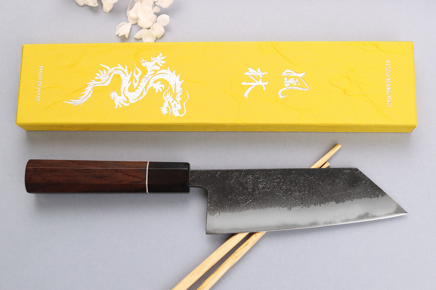 Couteau ko-bunka 13,5cm japonais artisanal Yuzo Black Nashiji